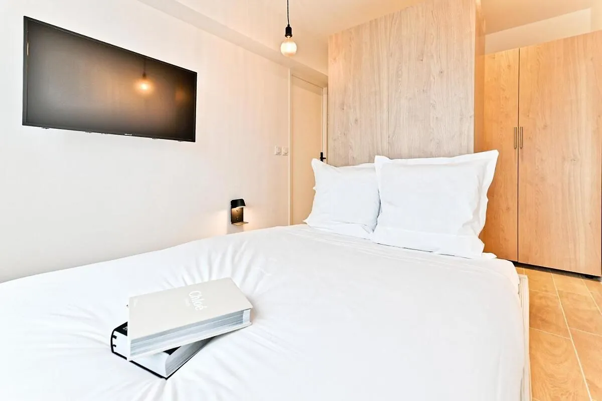 Parisian Getaway Near Gare De L'Est - II公寓 0*, 巴黎